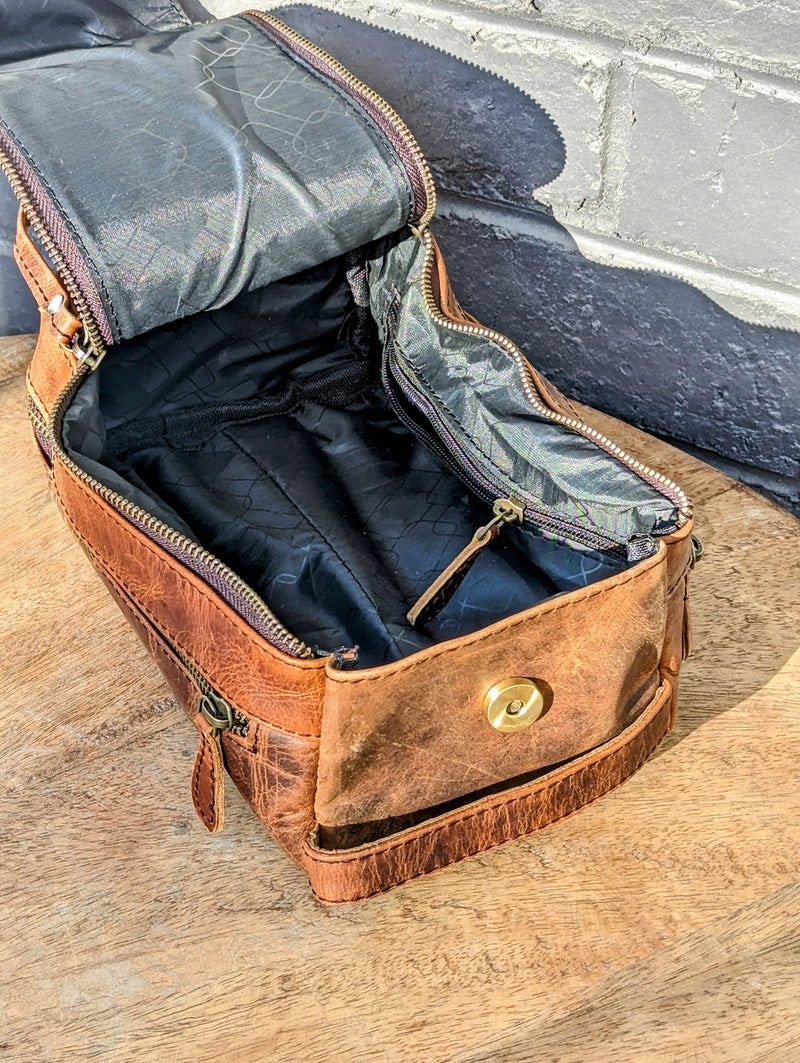 New Toiletery Bag | Full Grain Leather | Water Resistant Lining Inside